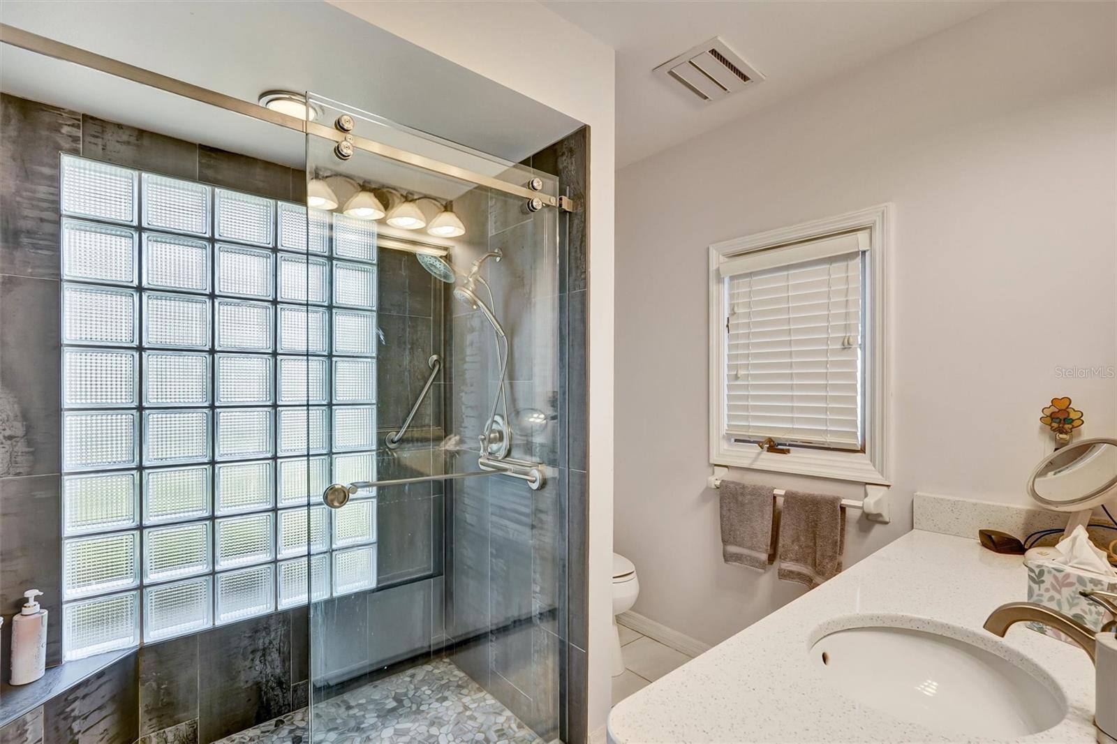 LAKESHORE VILLAGE - Residential