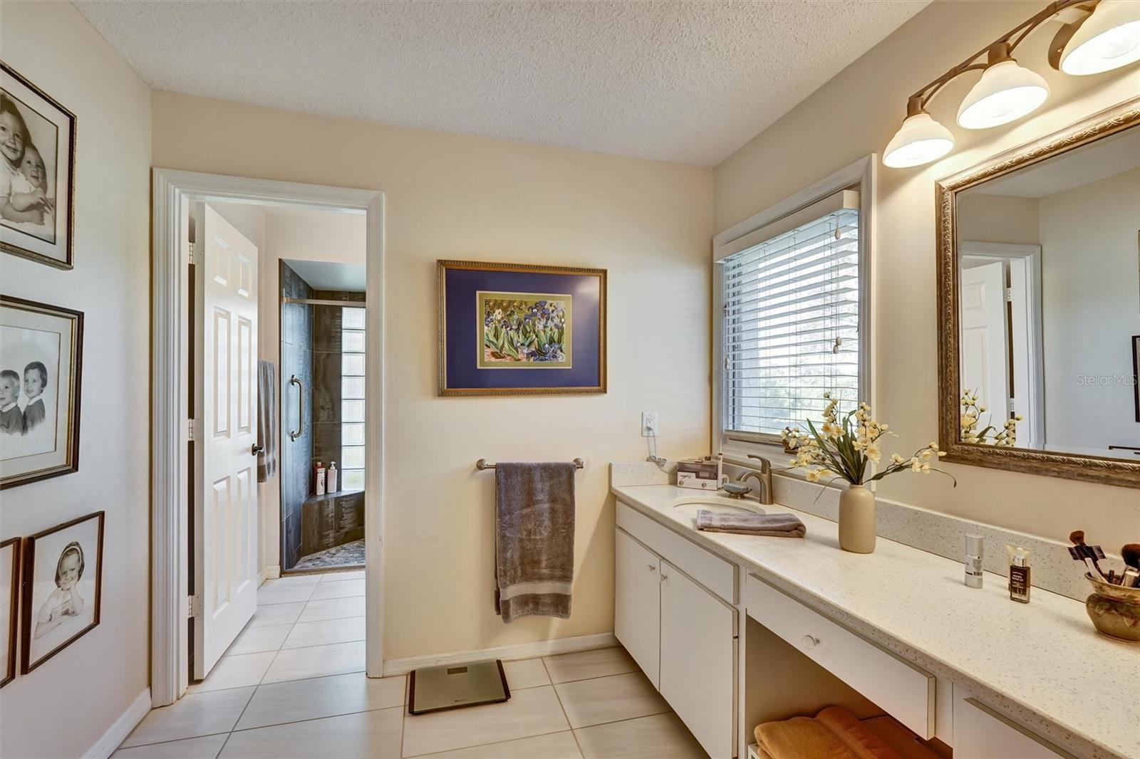 LAKESHORE VILLAGE - Residential