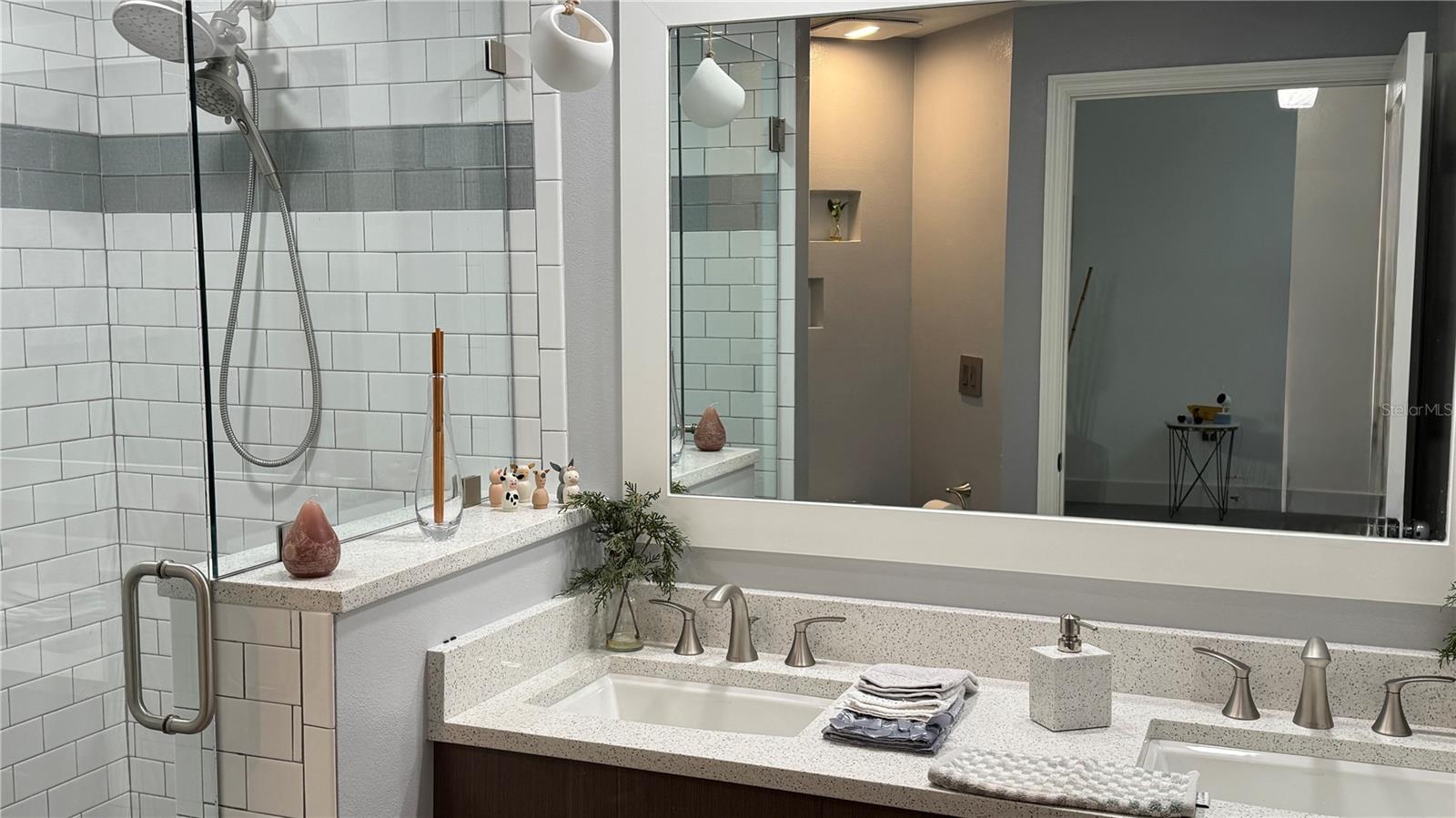 LAS PALMAS OF SARASOTA - Residential Lease