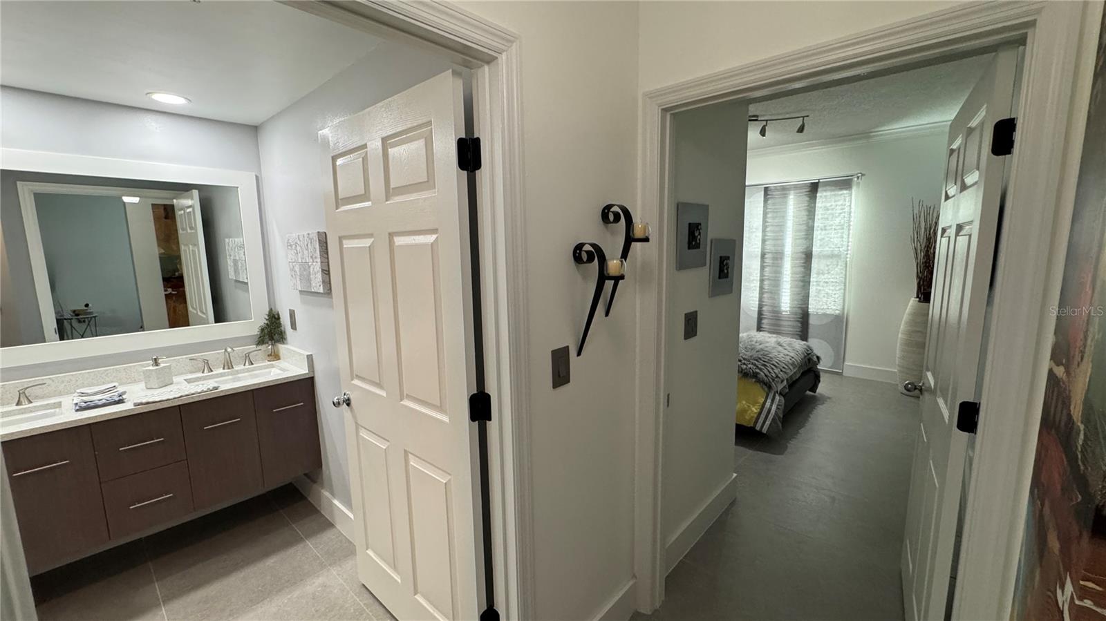 LAS PALMAS OF SARASOTA - Residential Lease