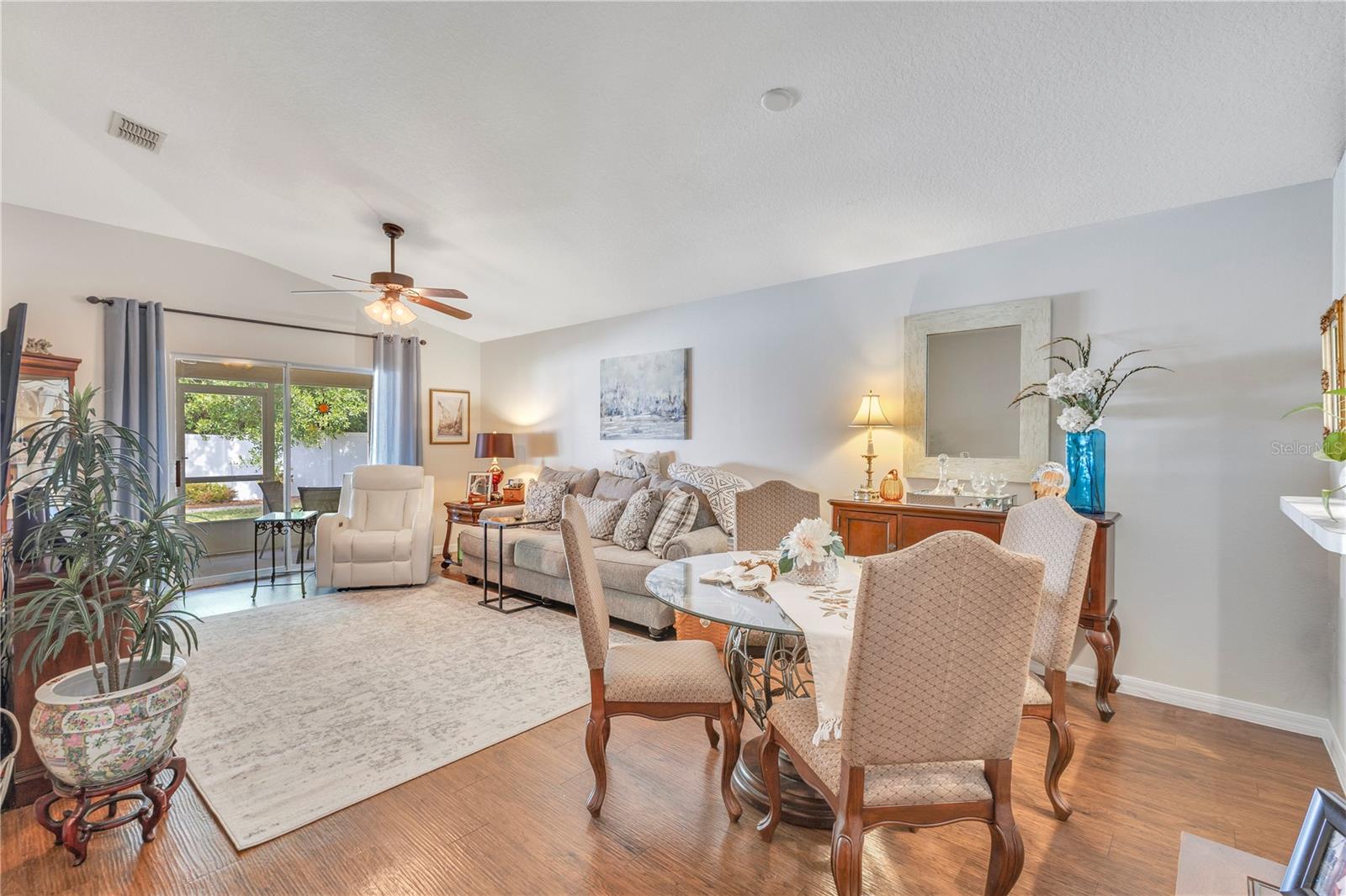 TRADITION - Residential