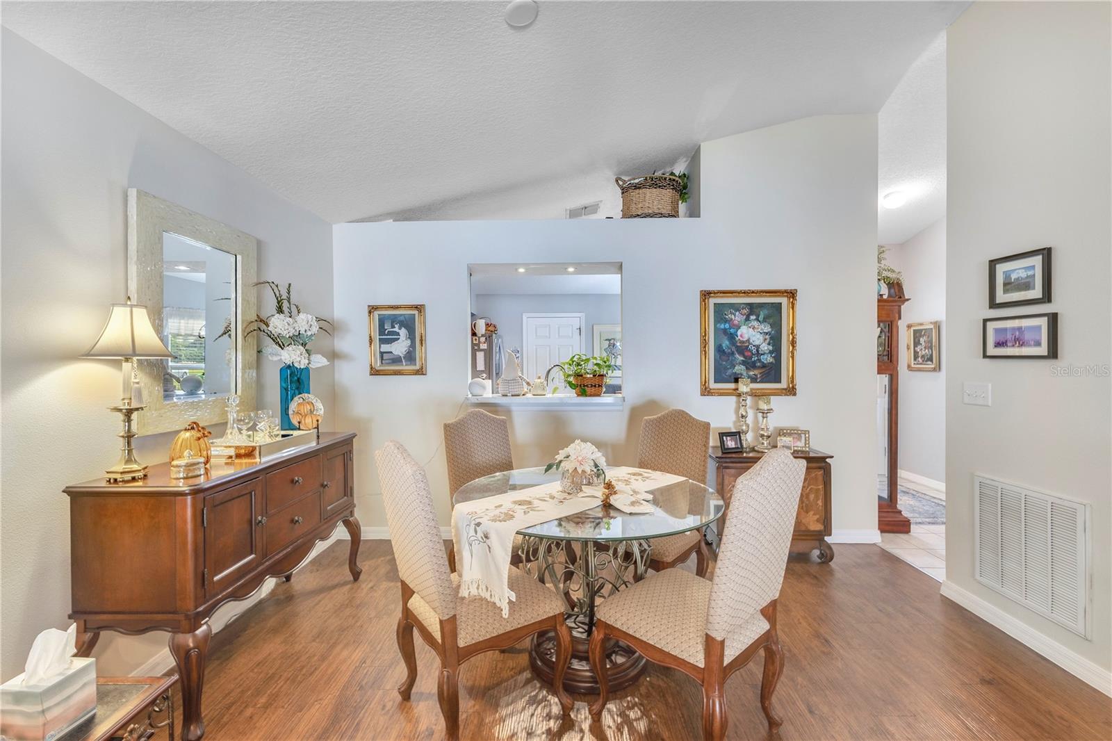 TRADITION - Residential