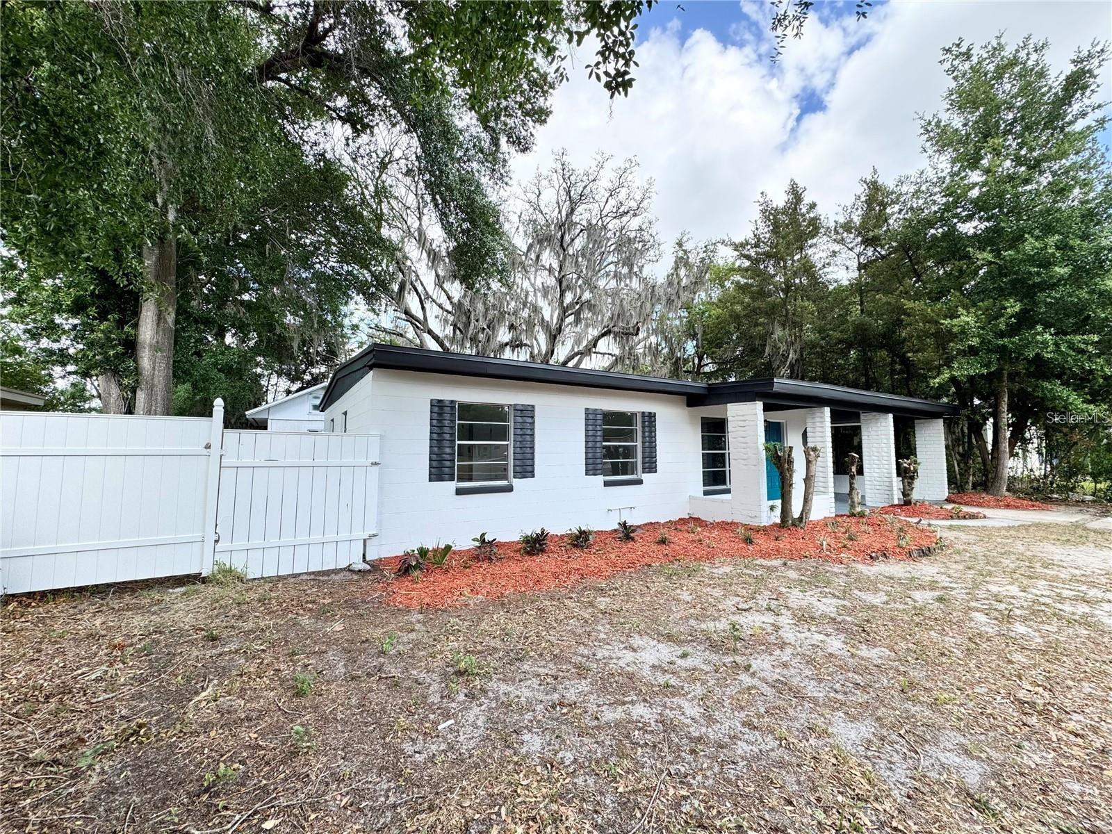 For Rent – Fully Renovated 3 Bedroom, 2 Bath Block Home with Bonus Space!
Are you searching for a gorgeous, renovated home full of character! This 3-bedroom, 2-bath block home offers modern upgrades, privacy, and plenty of space to enjoy Florida living.
Prime Location – Conveniently close to highways, hospitals, downtown Orlando, shopping, and entertainment.
Home Features:
• Fully Renovated Interior – Fresh updates throughout with attention to detail.
• Gourmet Kitchen – Exquisite cabinetry, stainless steel appliances, and modern finishes.
• Bonus Outdoor Workshop – Perfect for hobbies, projects, or storage.
• Spacious Lot – Over 7,700 sq. ft. with NO HOA restrictions.
• Inviting Front Porch – Relax with your morning coffee while enjoying the peaceful surroundings.
• Backyard Oasis – Plenty of room for outdoor living, weekend barbecues, and entertaining.
Additional Highlights:
• Voucher Friendly & Pet Friendly – Welcoming to families of all needs.
• Flexible Options – Available for long-term rental or shared living arrangements. Ideal for multigenerational families!
Don’t miss this rare opportunity to rent a fully renovated home with bonus space and incredible outdoor living potential. Homes like this go quickly!