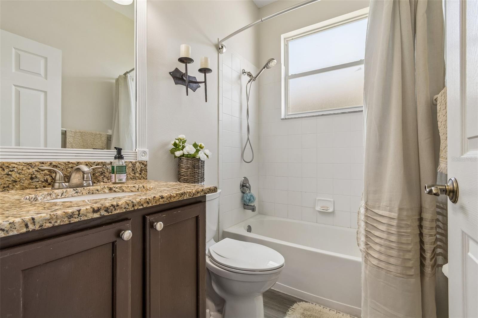 PLANTERS MANOR AT GREENFIELD PLNT III-A - Residential