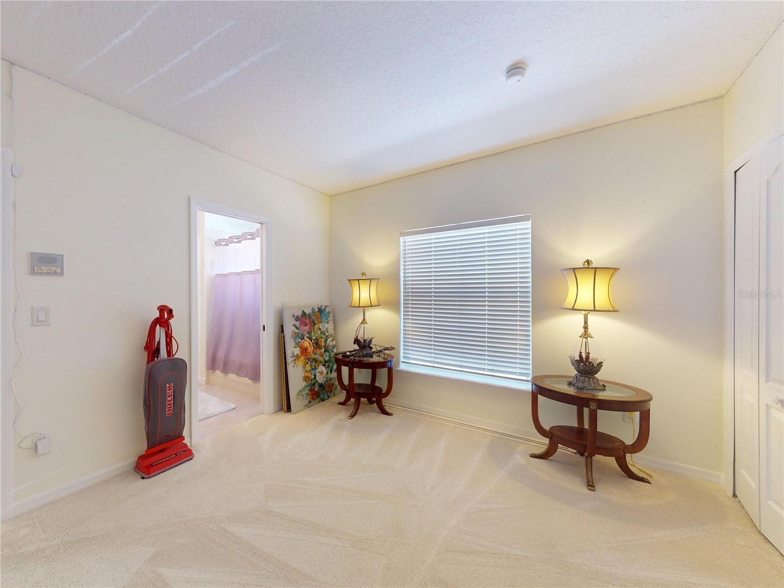 GLEN ABBEY UNIT 05 - Residential