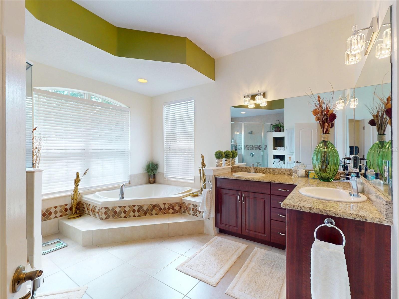 GLEN ABBEY UNIT 05 - Residential