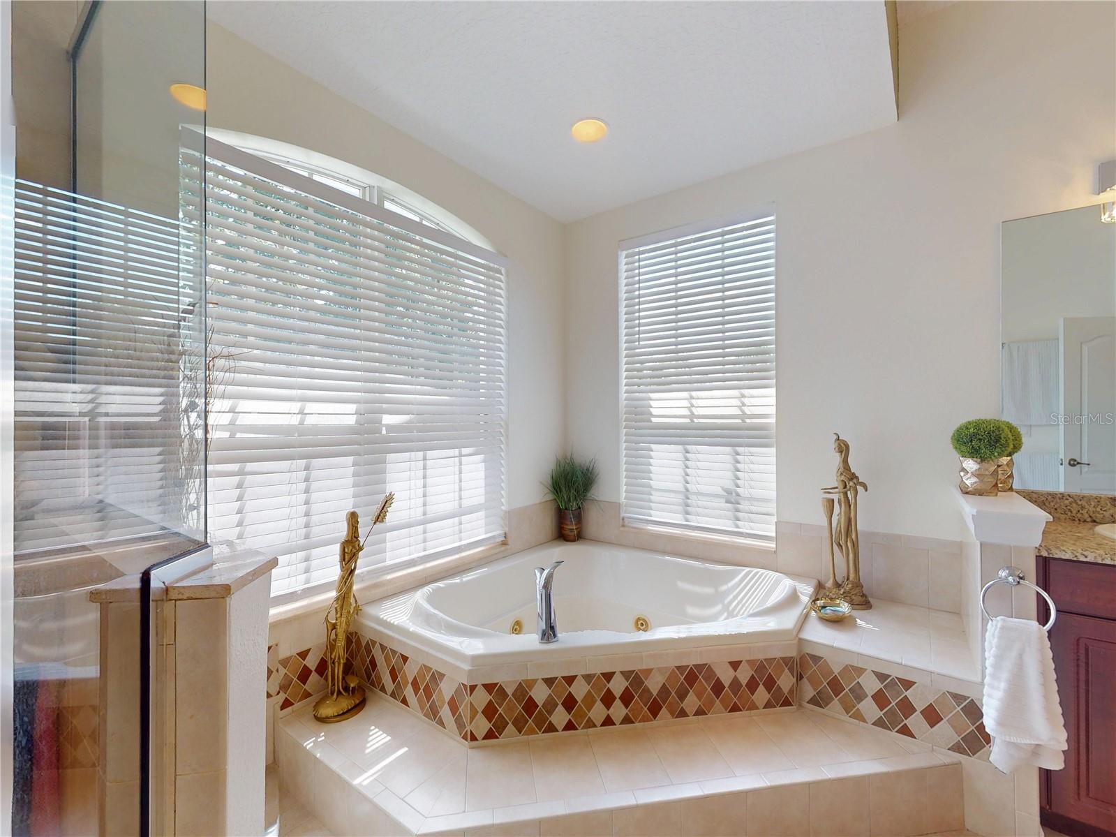 GLEN ABBEY UNIT 05 - Residential