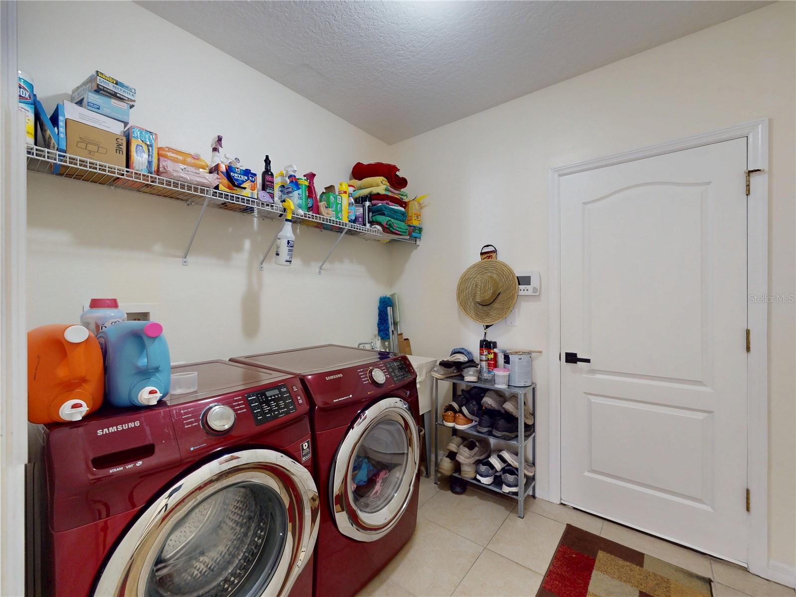 GLEN ABBEY UNIT 05 - Residential