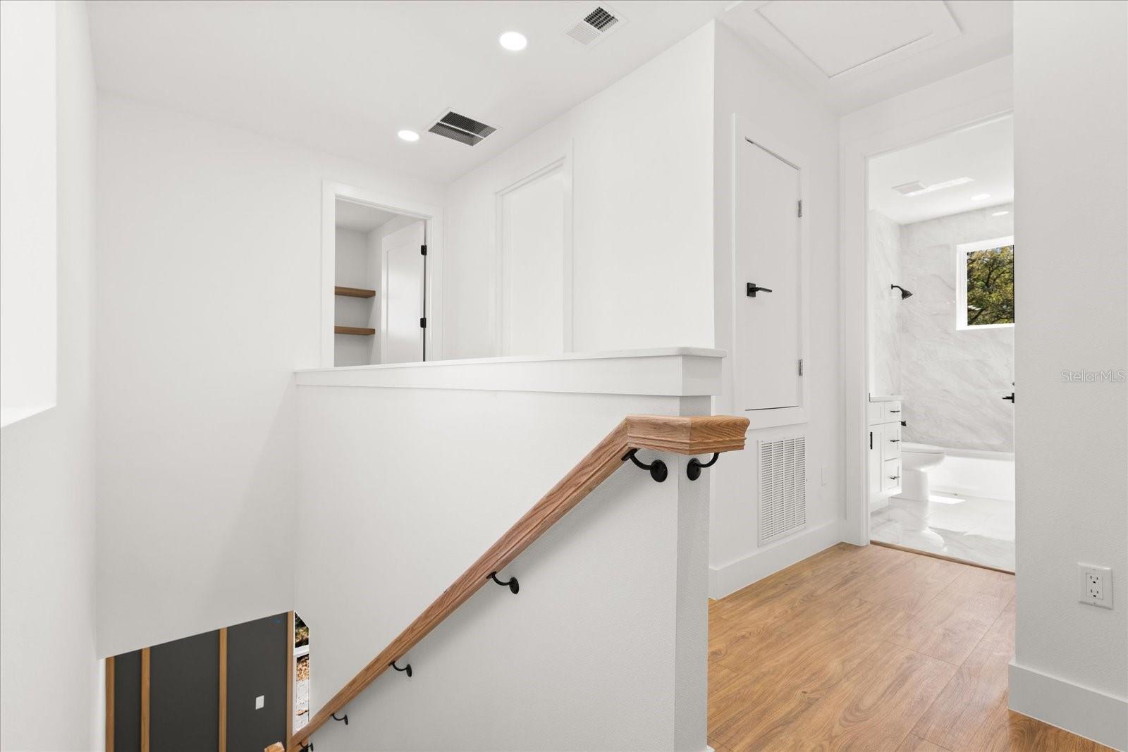 DARRELLS SUB - Residential