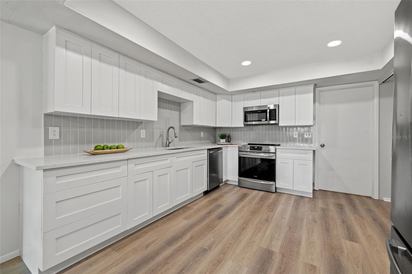 PALM-AIRE AT SARASOTA 11-A - Residential