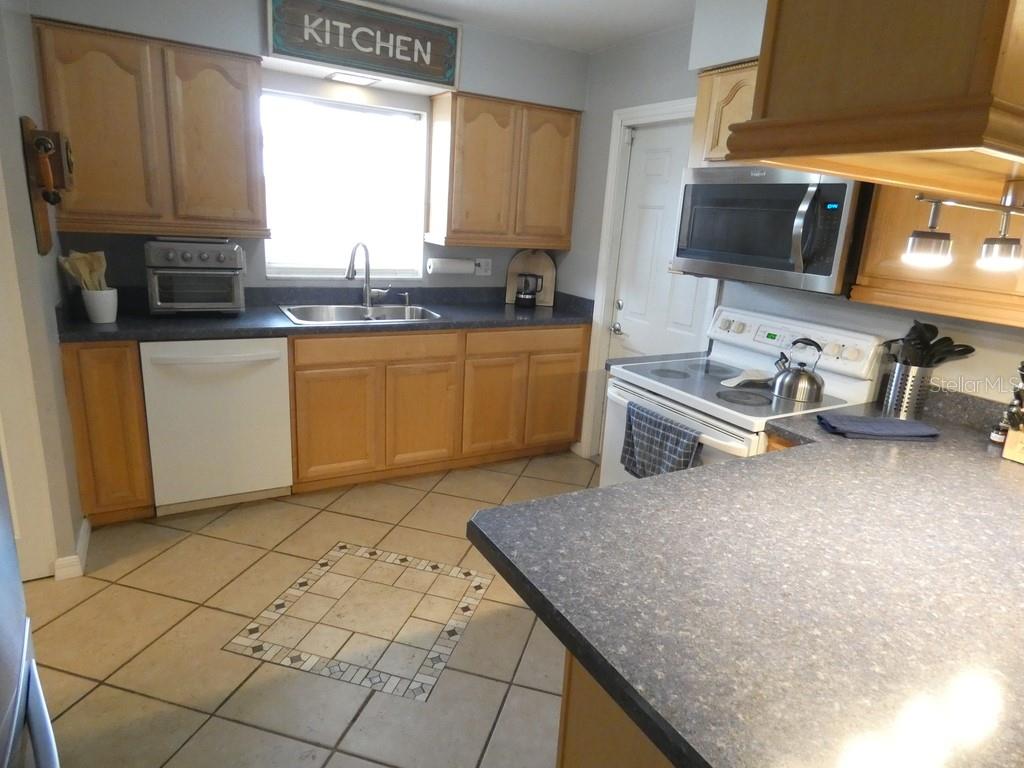 SPRING HILL - Residential