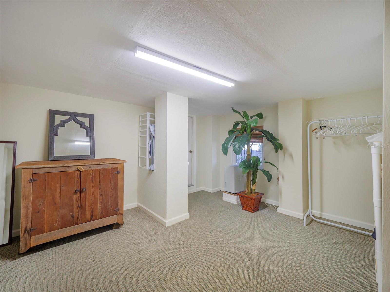 CORTEZ BEACH - Residential