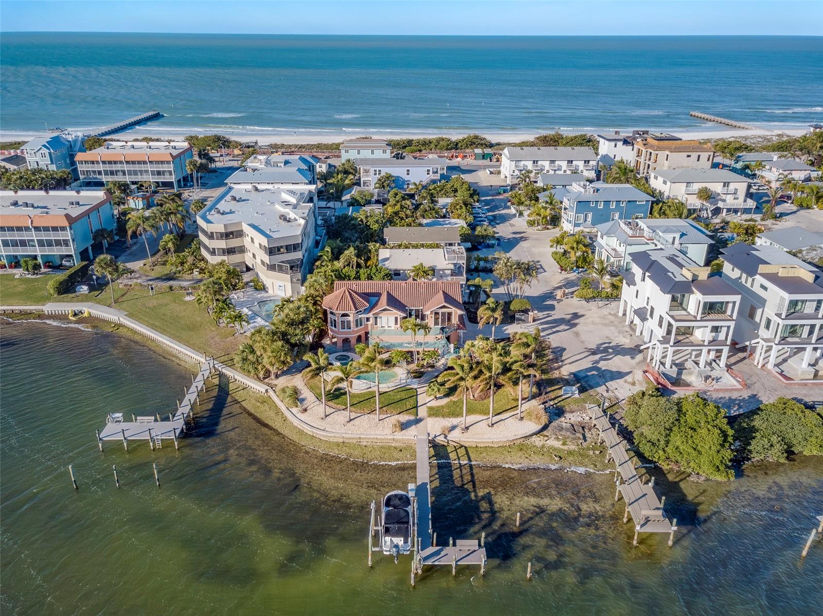 CORTEZ BEACH - Residential