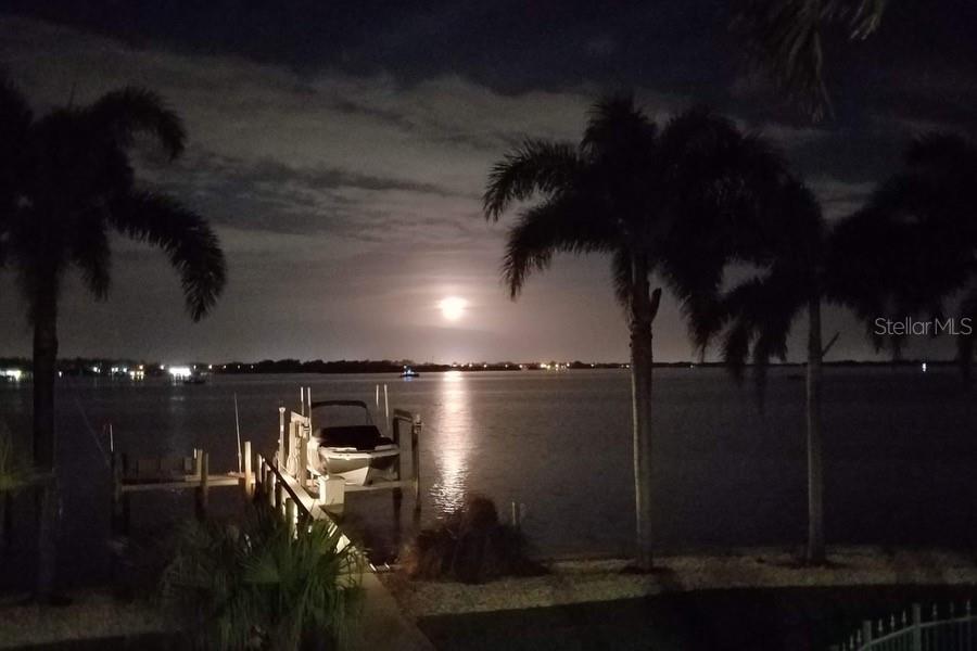 CORTEZ BEACH - Residential