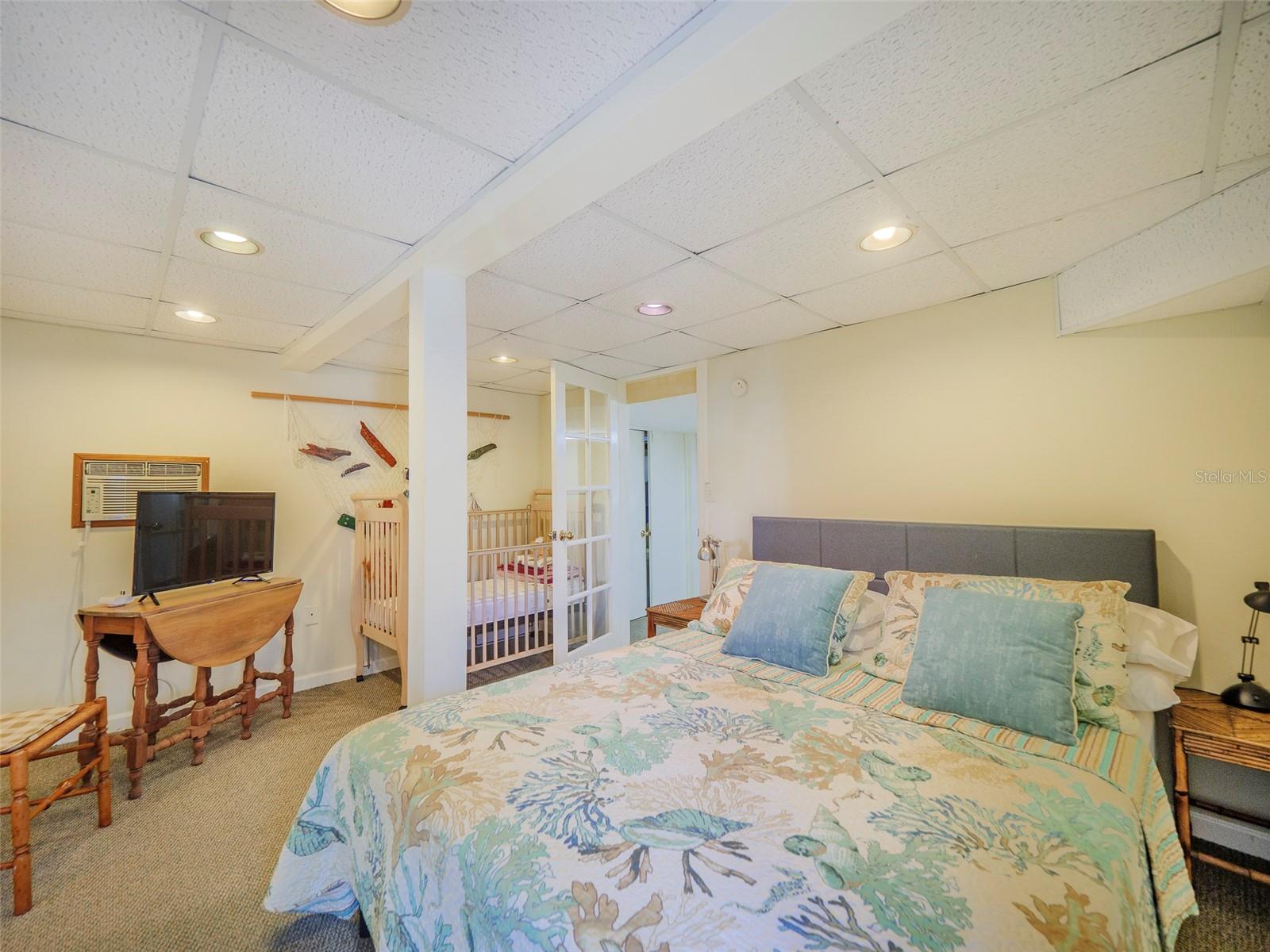 CORTEZ BEACH - Residential