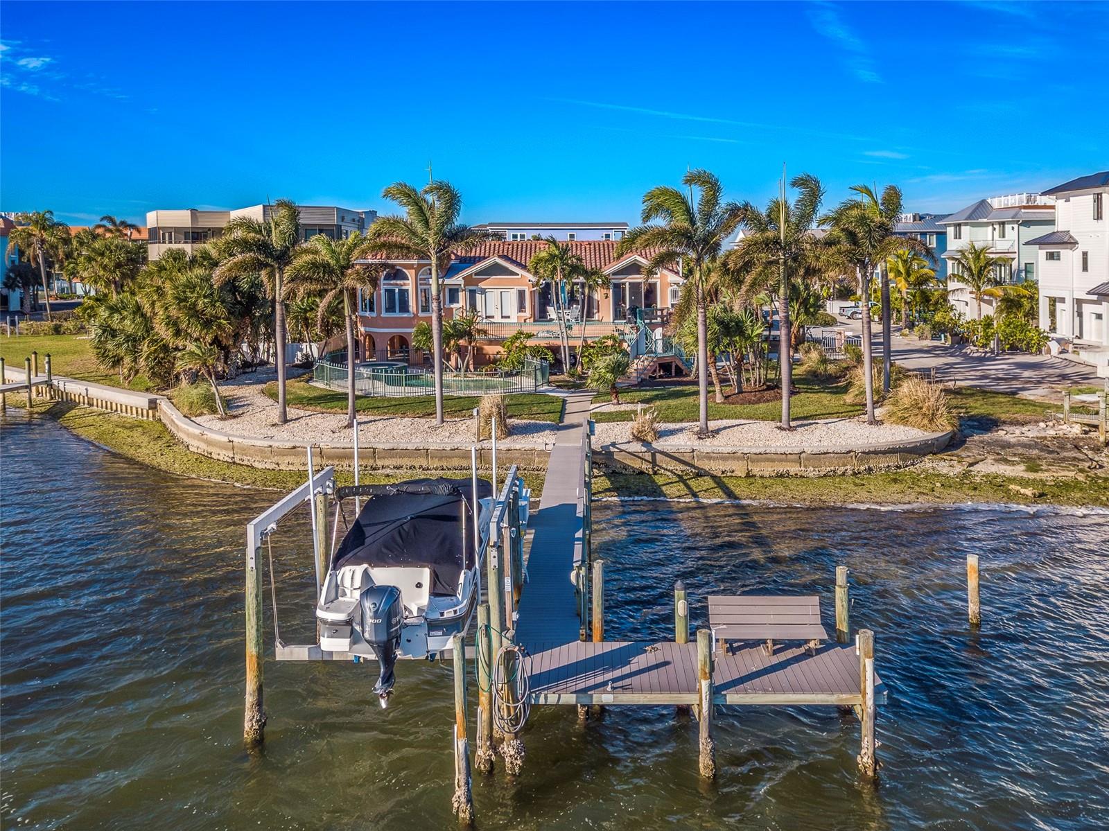 CORTEZ BEACH - Residential