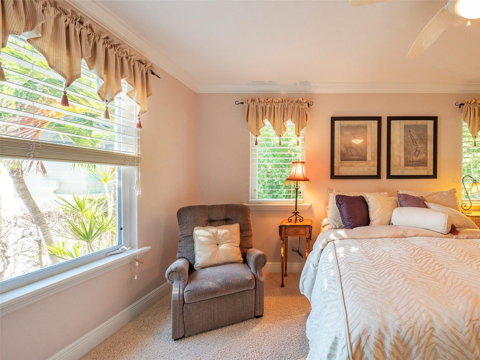 CORTEZ BEACH - Residential