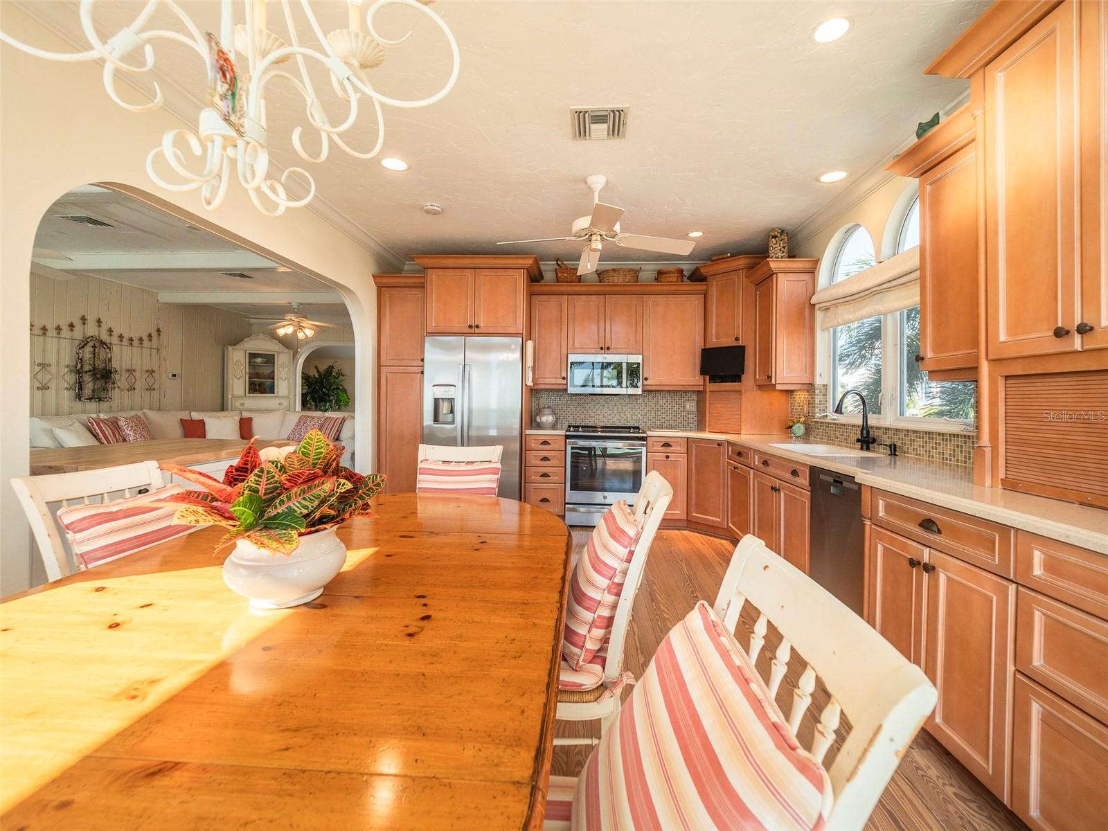 CORTEZ BEACH - Residential