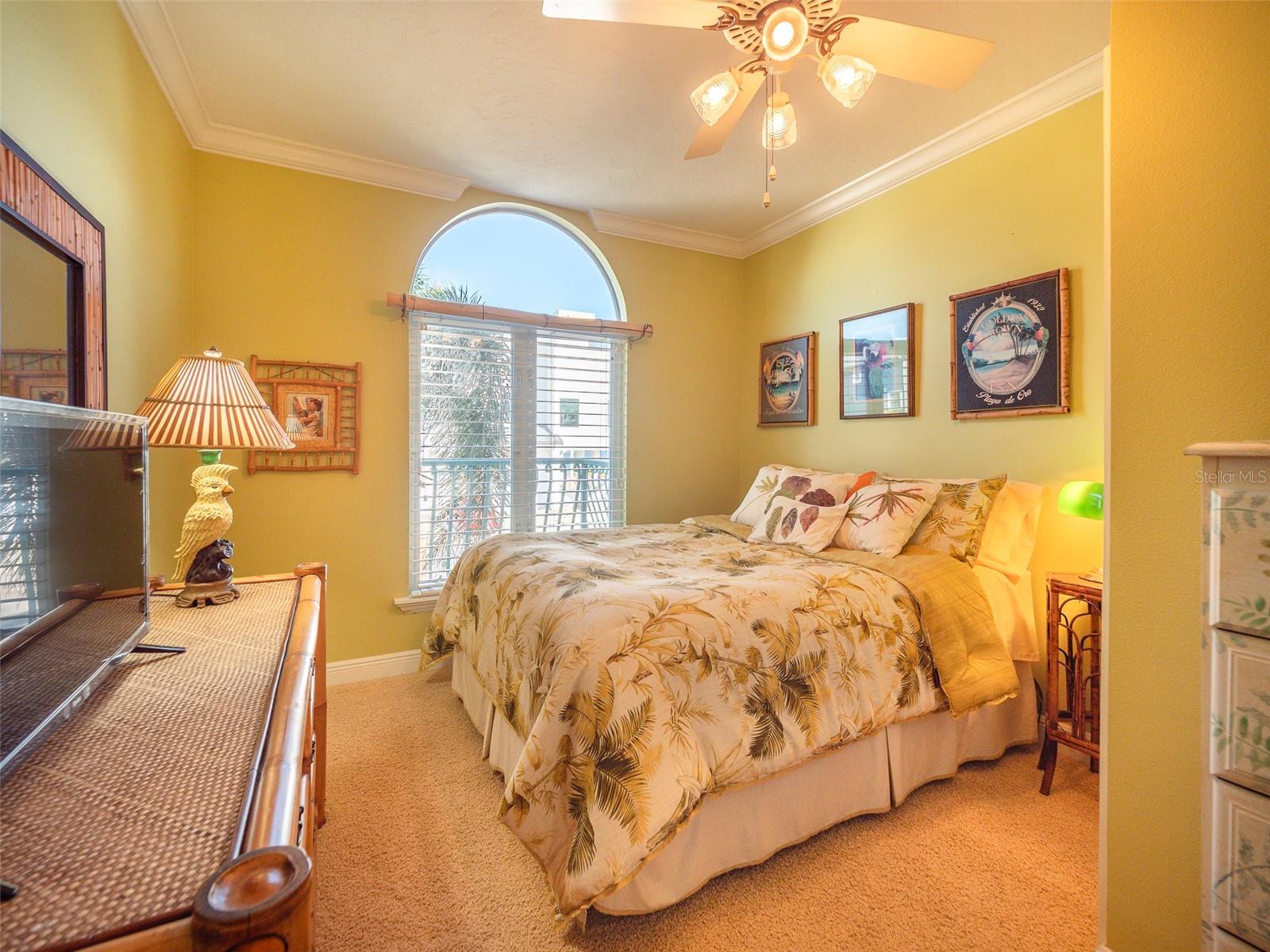 CORTEZ BEACH - Residential