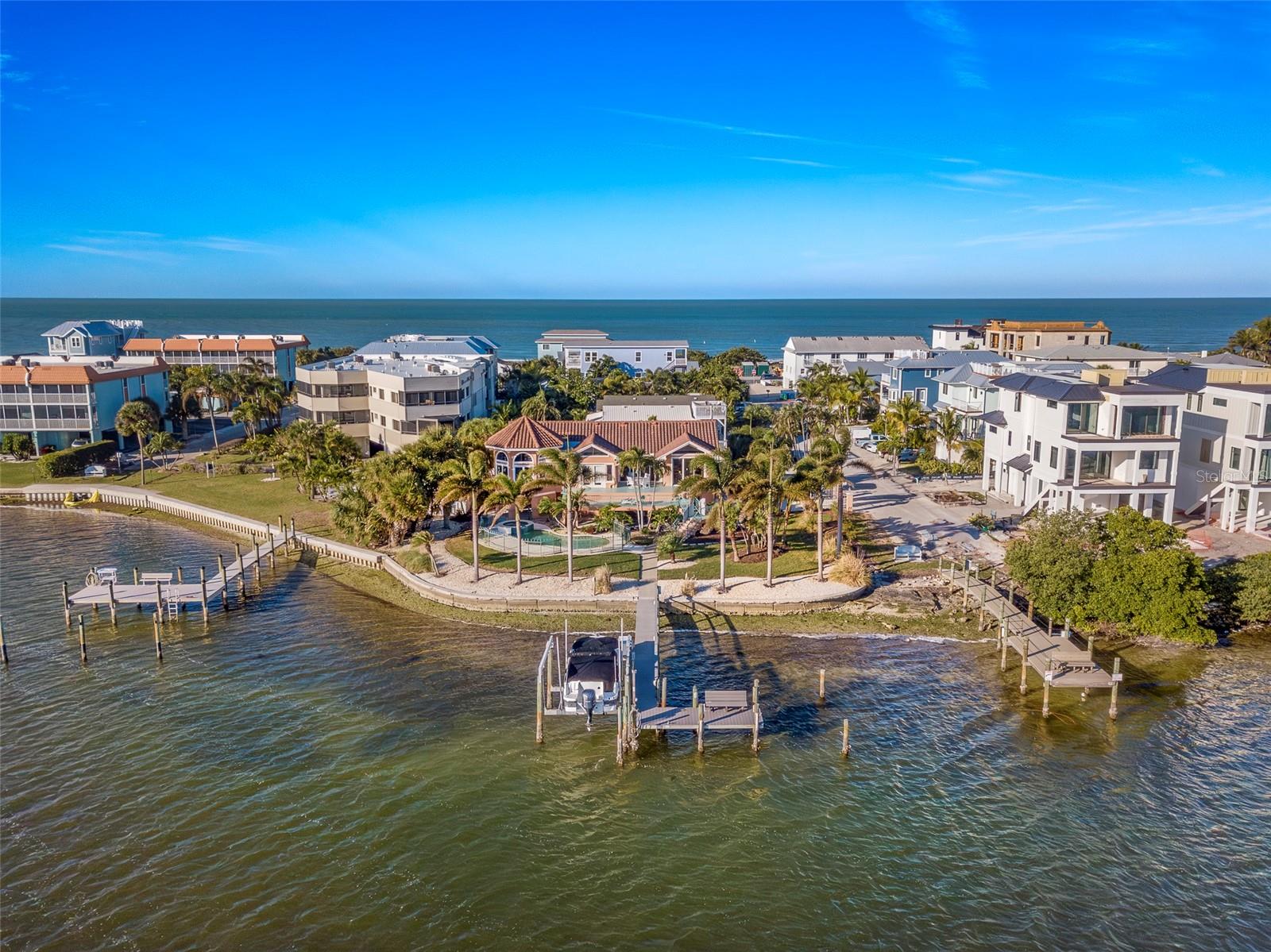 CORTEZ BEACH - Residential