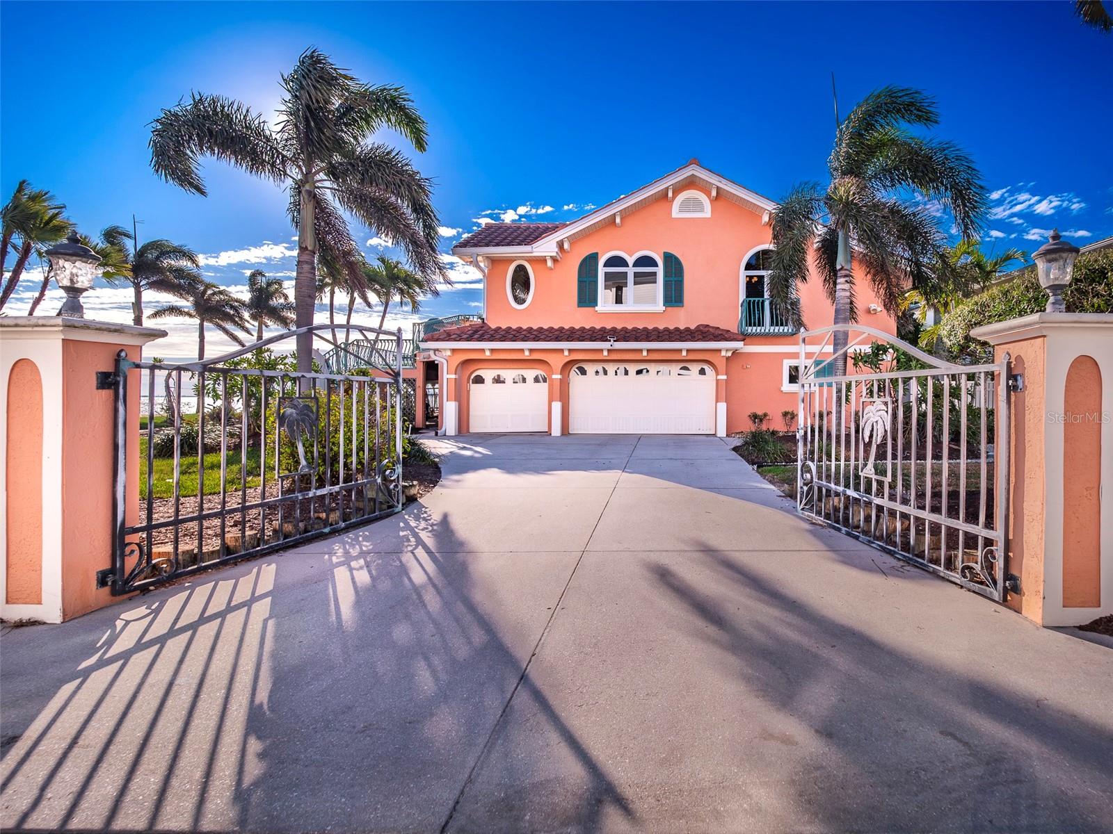 CORTEZ BEACH - Residential