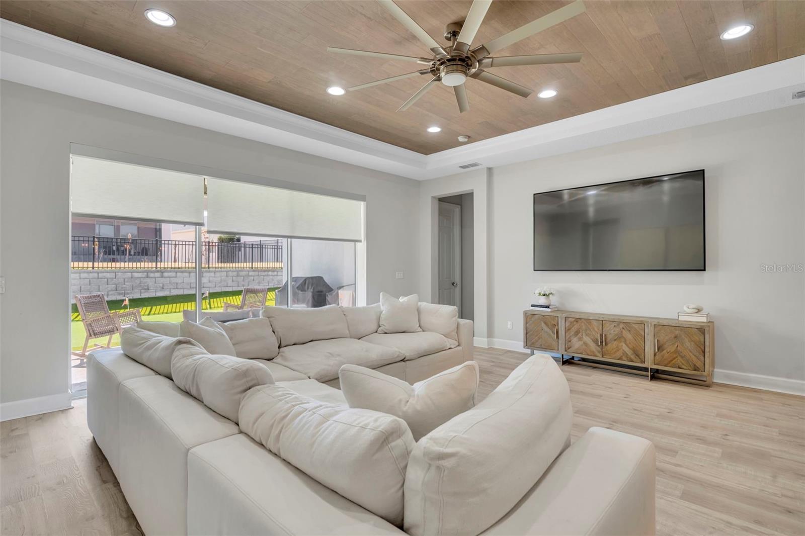 LAKEVIEW PRESERVE - Residential