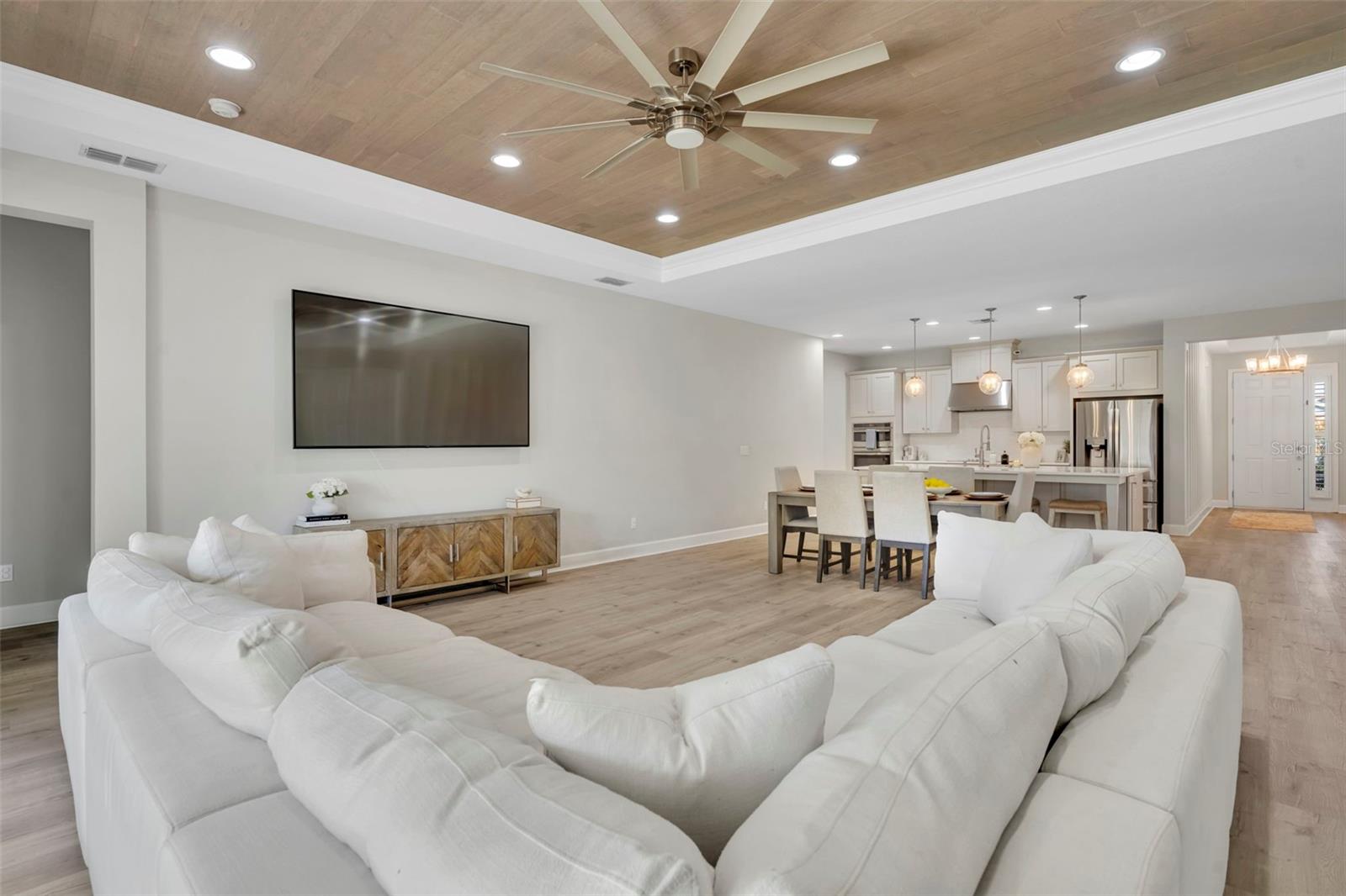 LAKEVIEW PRESERVE - Residential