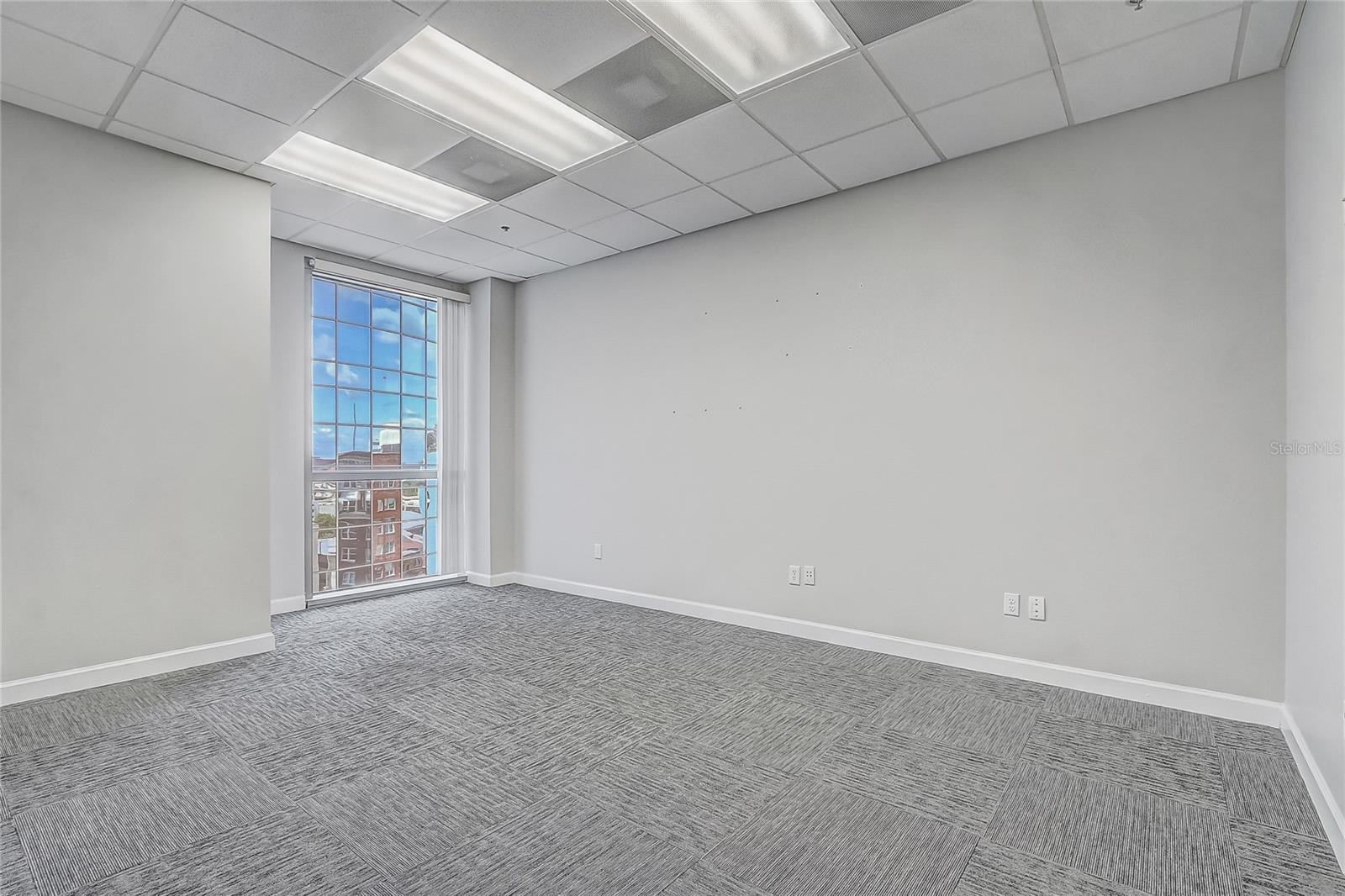 PLAZA NORTH TOWER COML CONDO - Commercial Lease