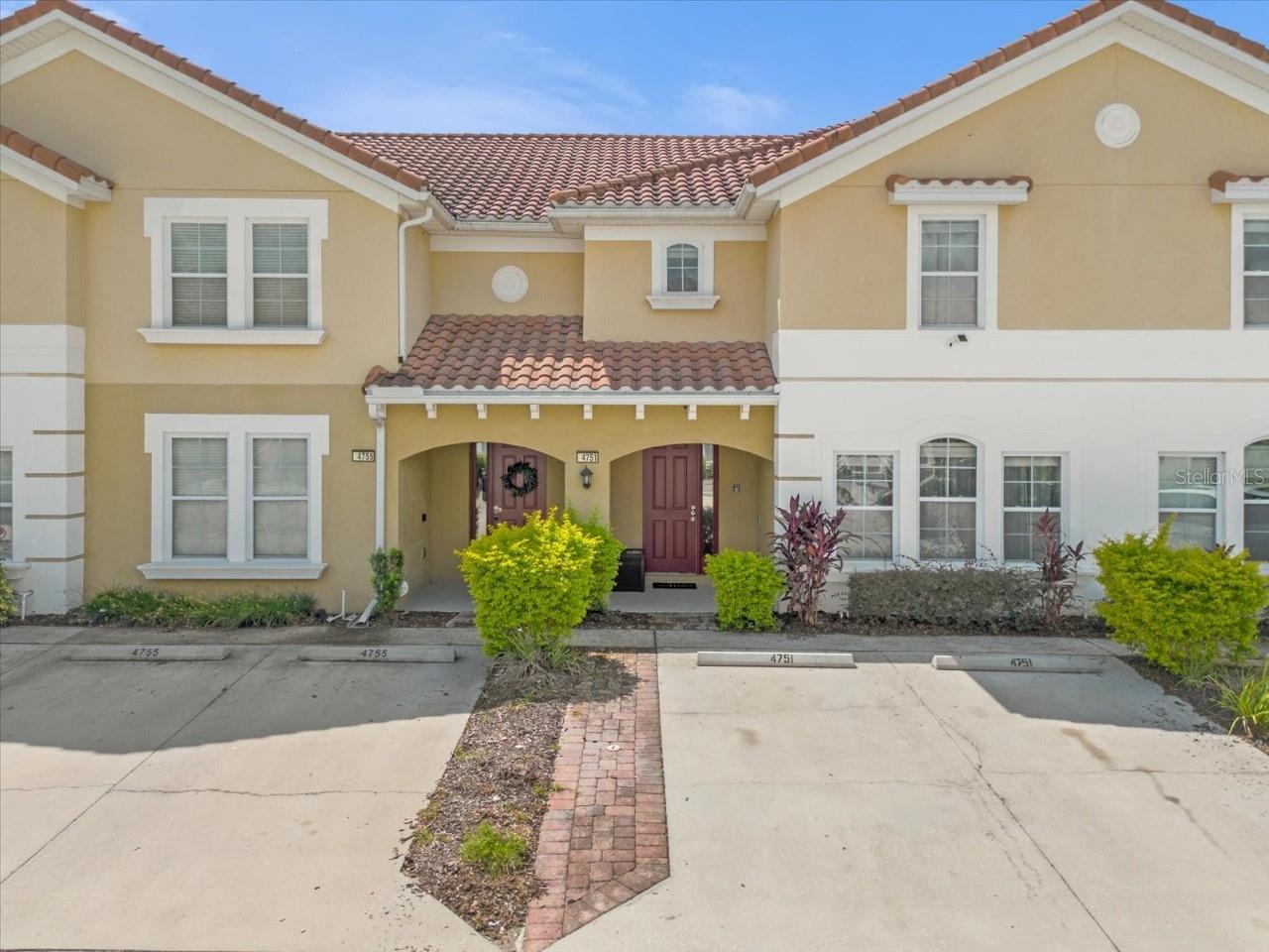 OAKMONT TWNHMS PH 1 - Residential