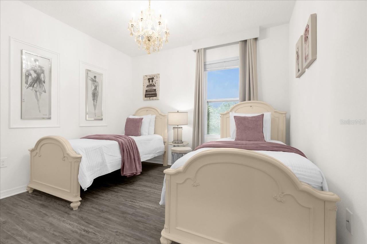 OAKMONT TWNHMS PH 1 - Residential