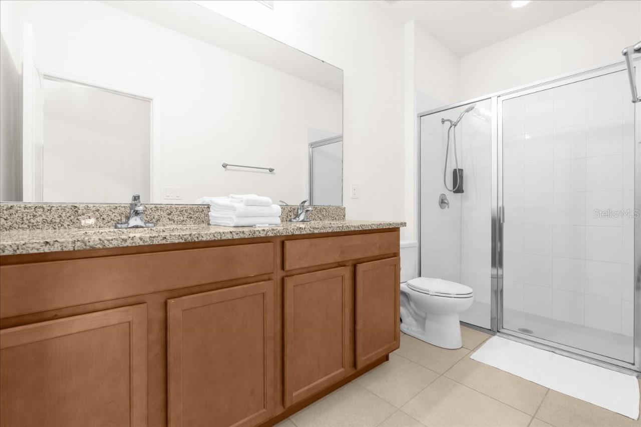 OAKMONT TWNHMS PH 1 - Residential