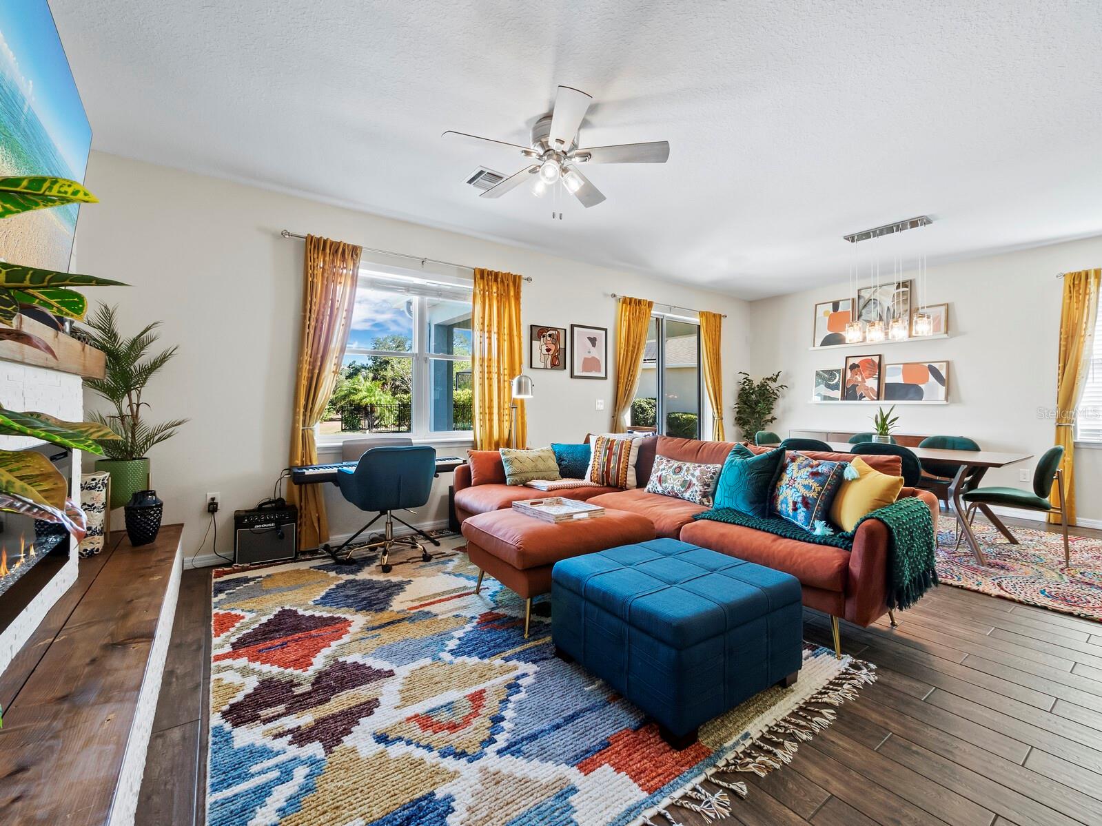 FAIRWAYS/BENT TREE - Residential