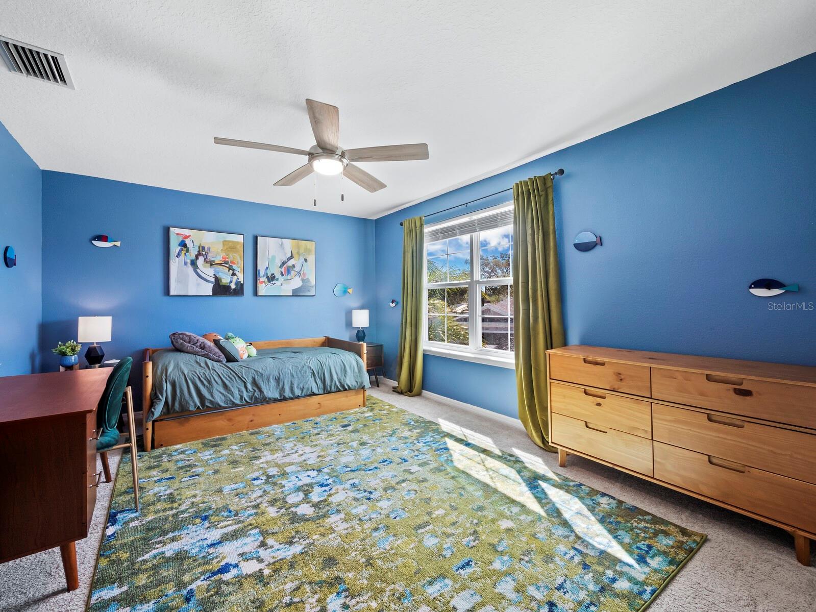 FAIRWAYS/BENT TREE - Residential