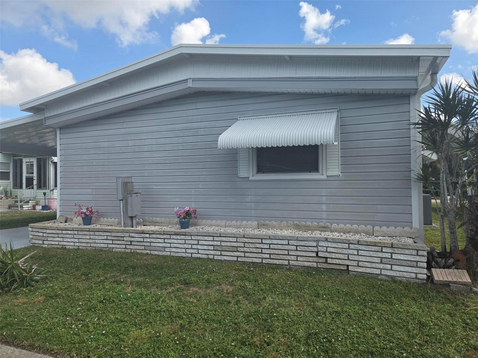 OAKWOOD MANOR - Residential