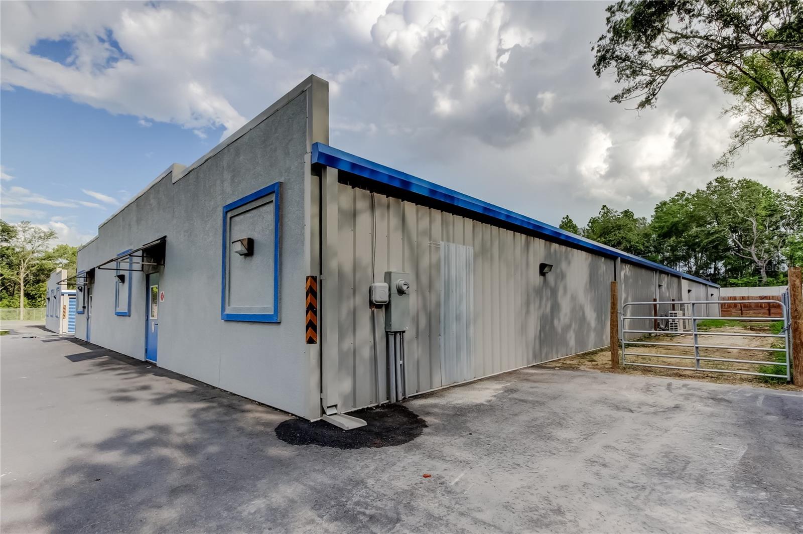 HERCALA ACRES UNIT 02 - Commercial Sale