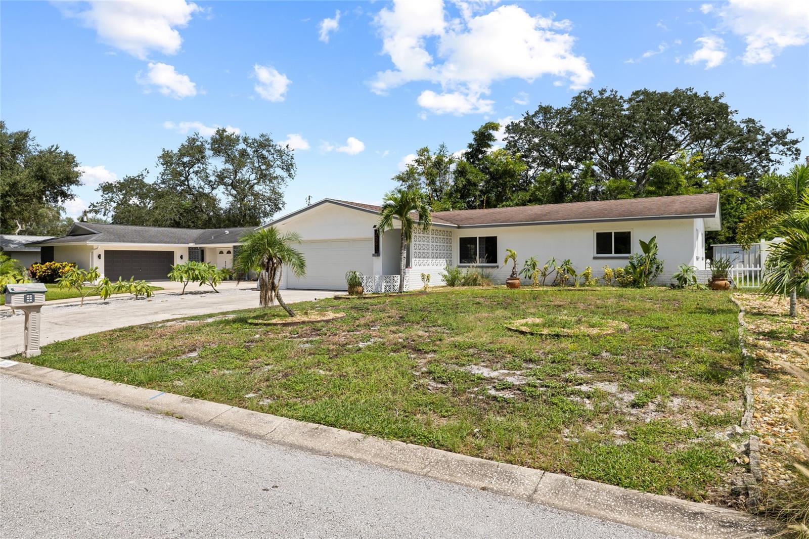 2051 LITTLE NECK ROAD