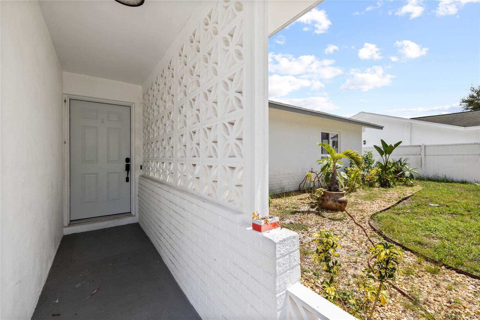 2051 LITTLE NECK ROAD