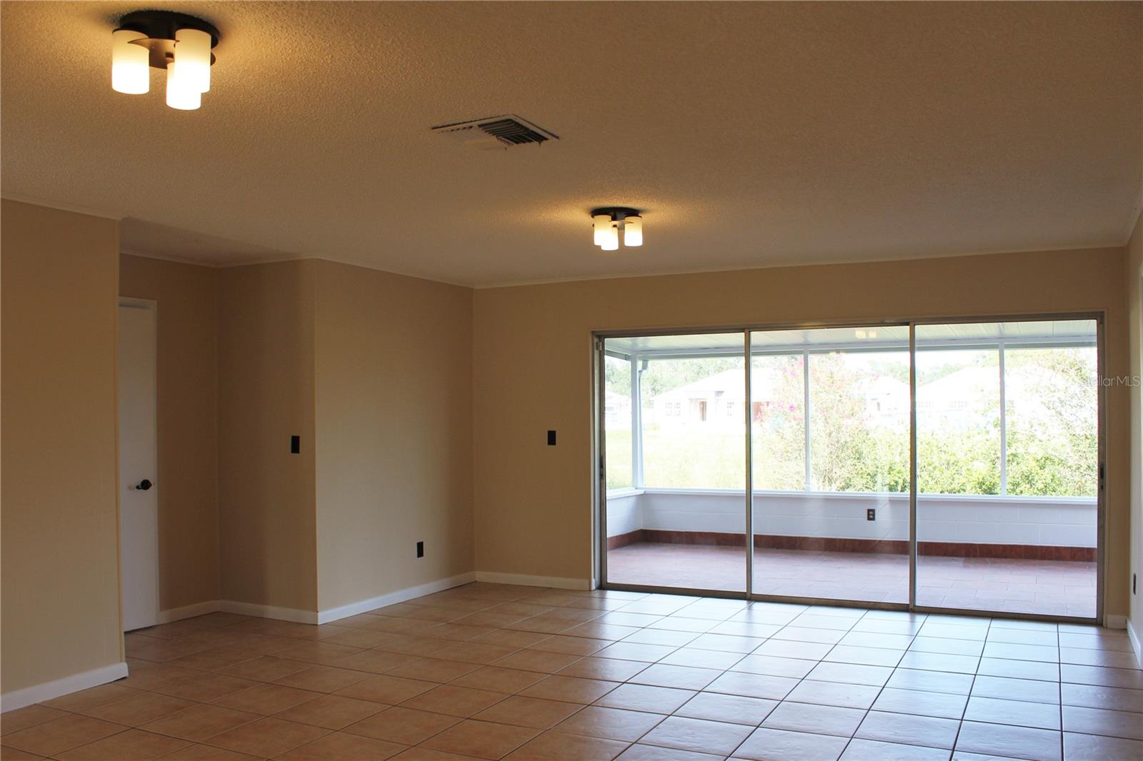 PEACE RIVER ESTATES FIRST ADD - Residential