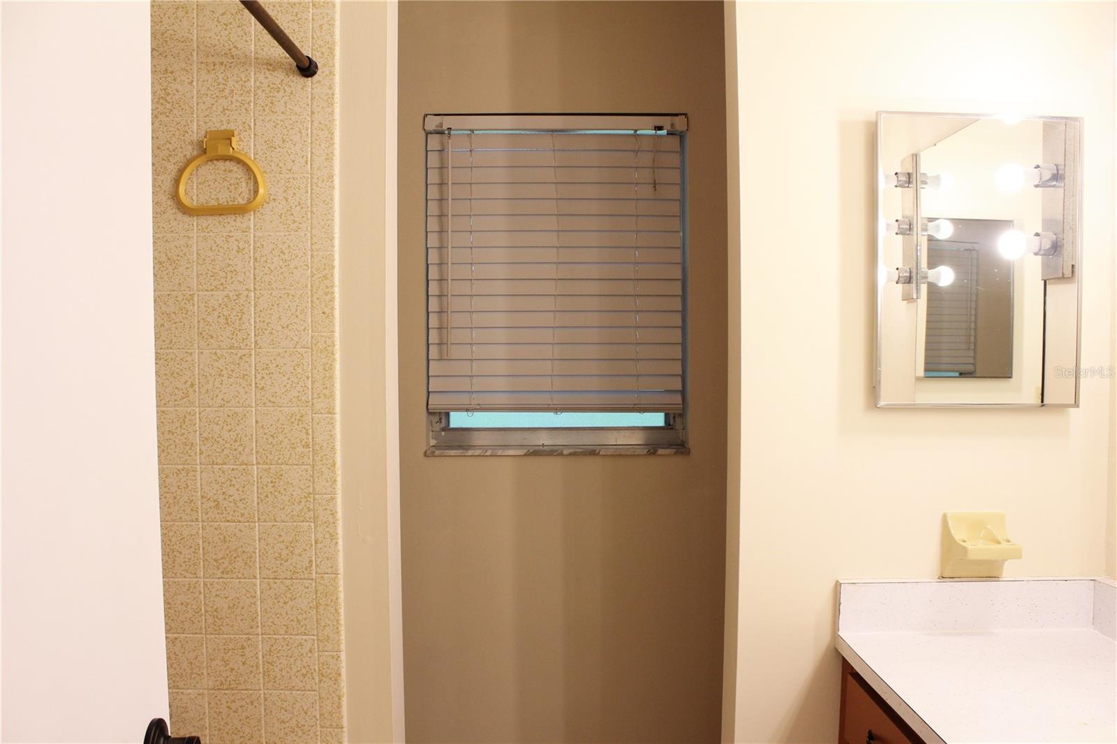 PEACE RIVER ESTATES FIRST ADD - Residential