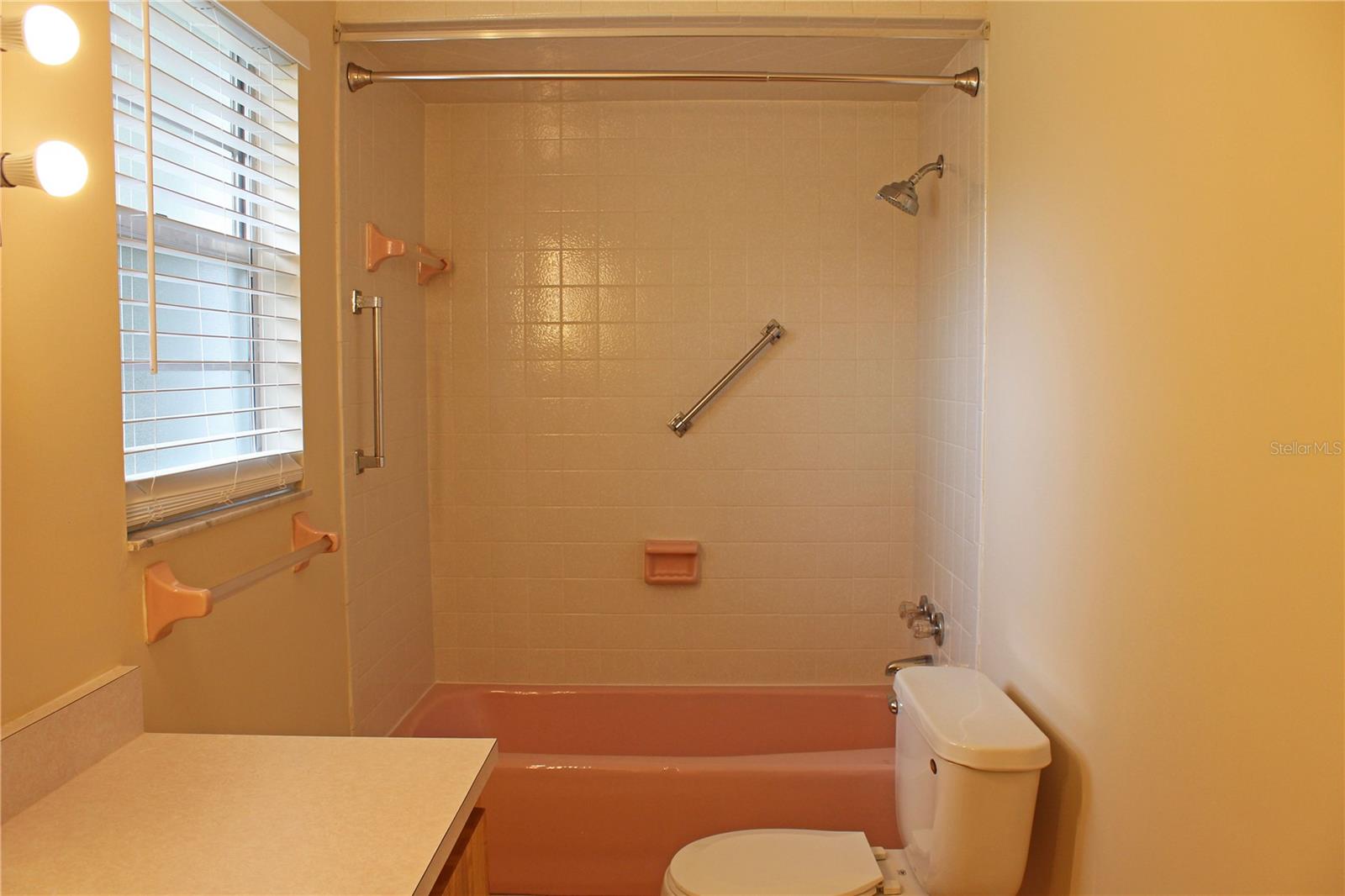 PEACE RIVER ESTATES FIRST ADD - Residential