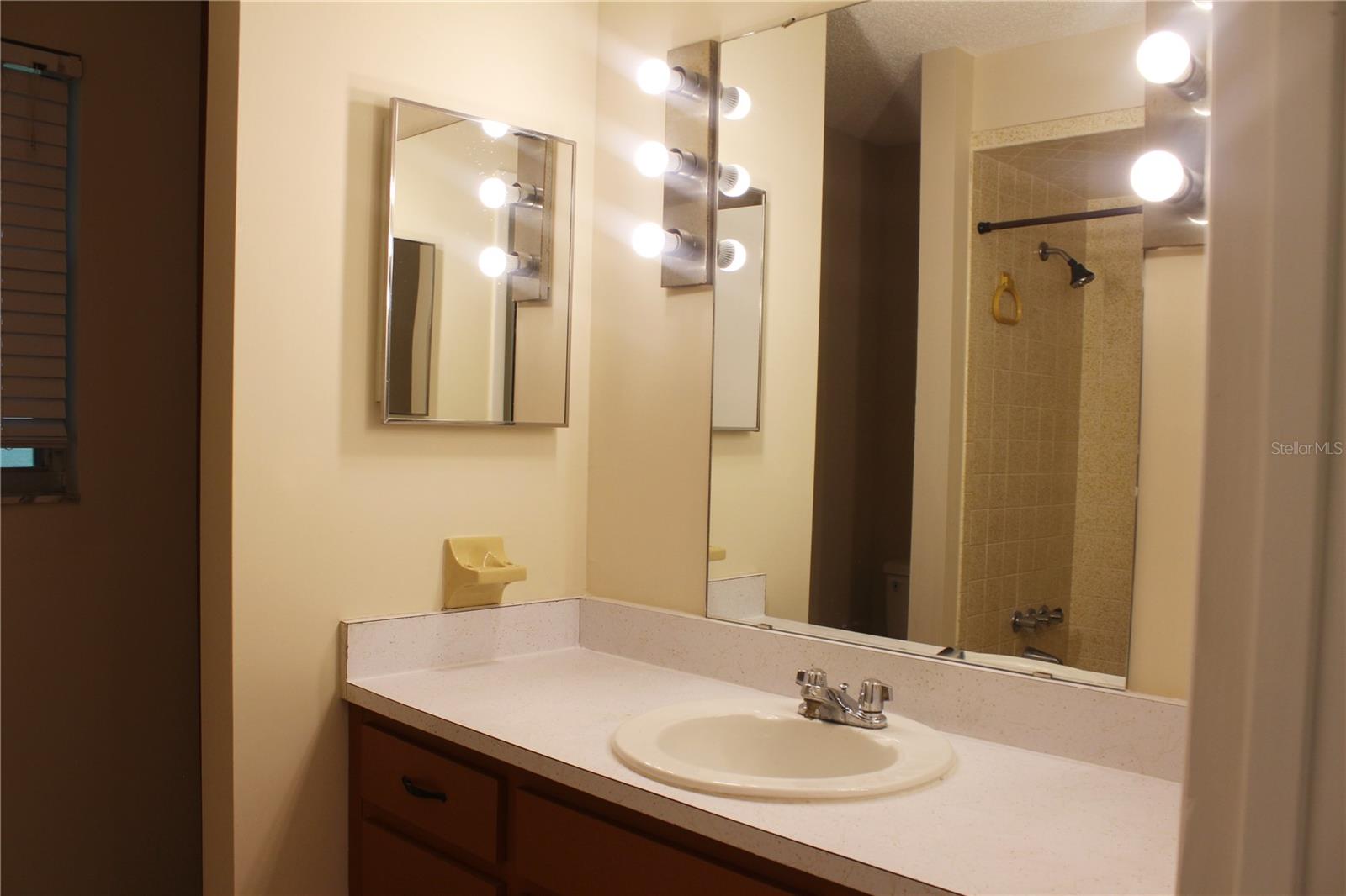 PEACE RIVER ESTATES FIRST ADD - Residential