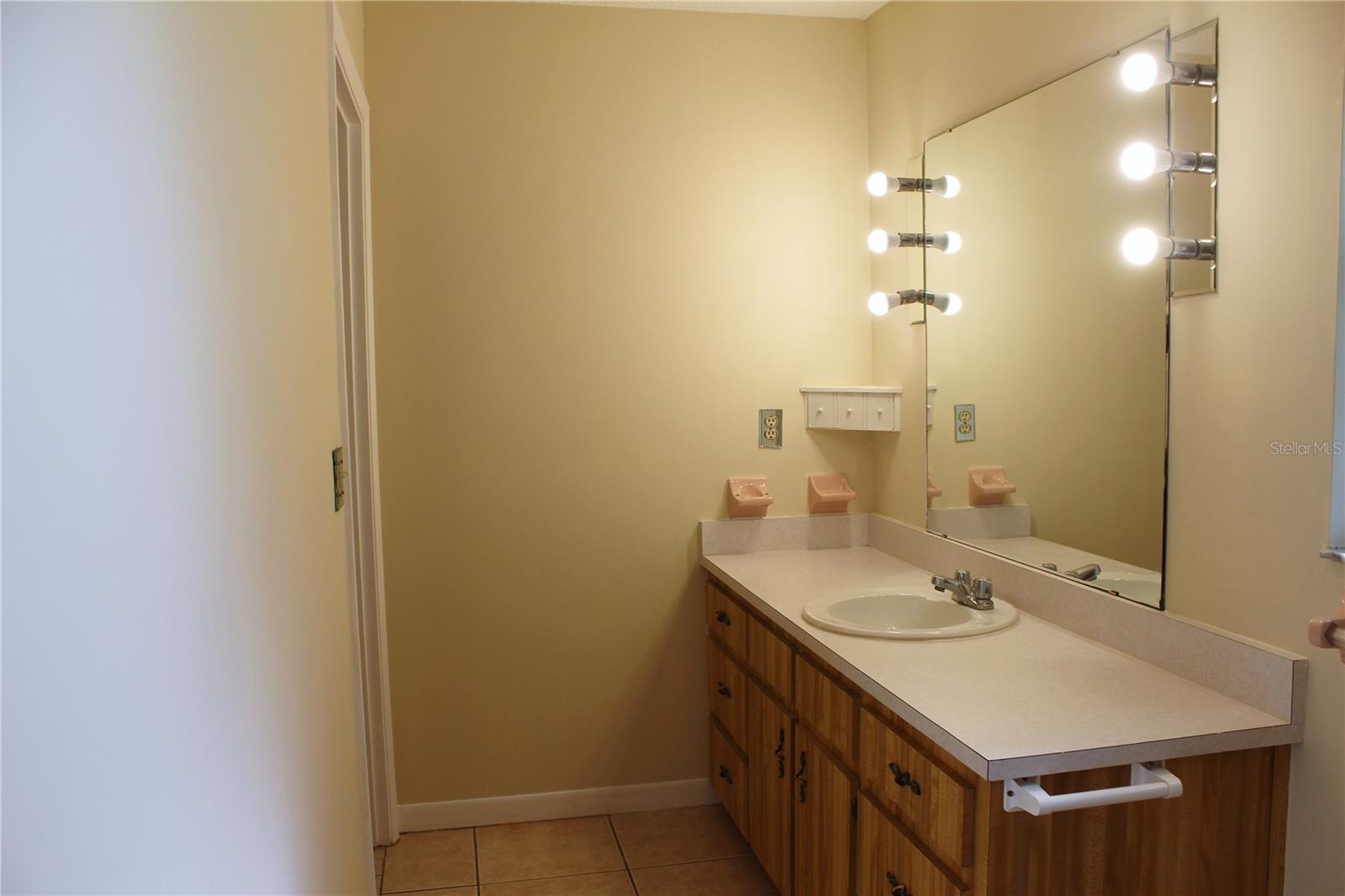 PEACE RIVER ESTATES FIRST ADD - Residential