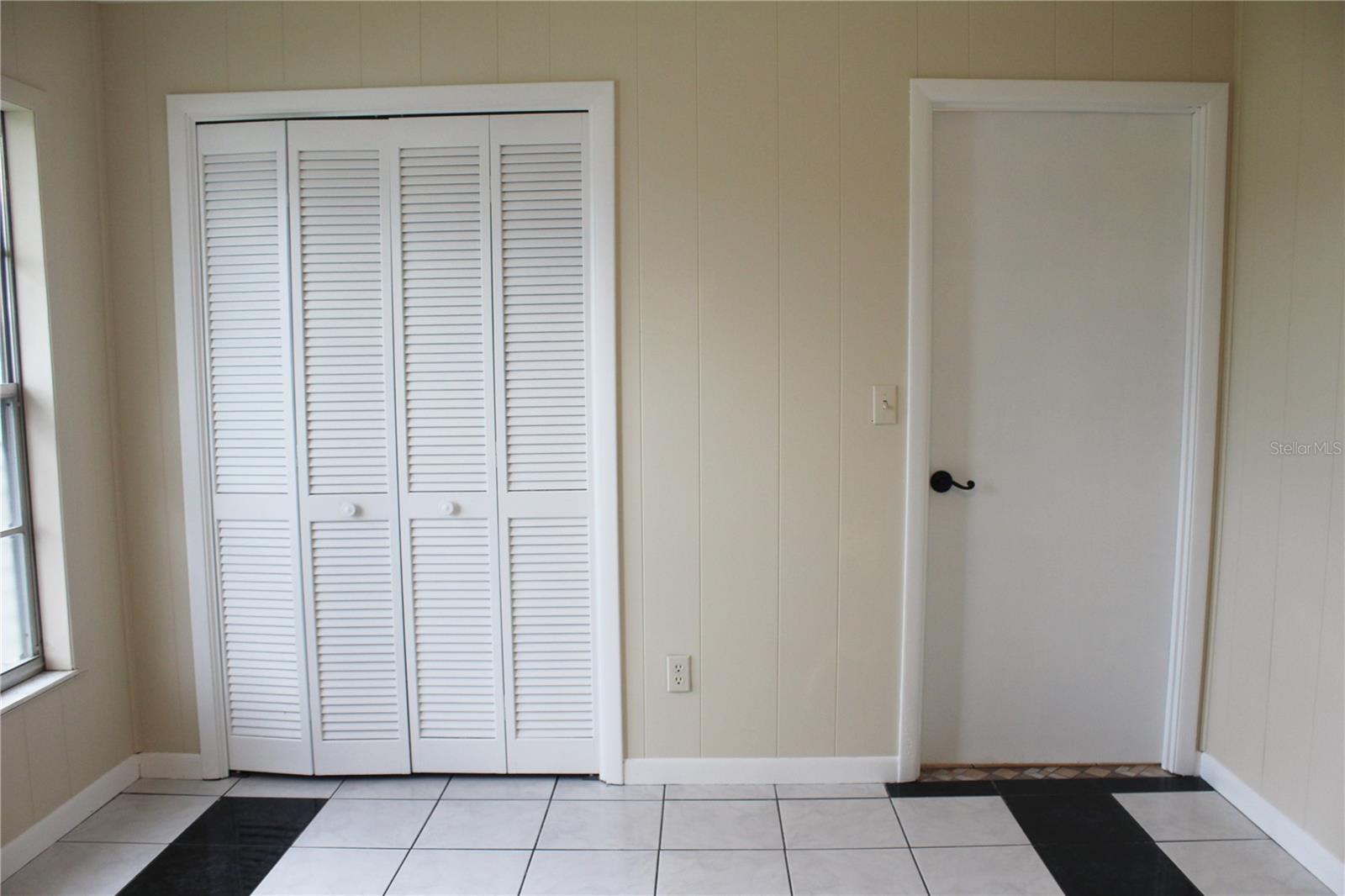 PEACE RIVER ESTATES FIRST ADD - Residential