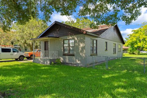 Single Family Residence in NEW SMYRNA BEACH FL 260 Pine AVENUE.jpg