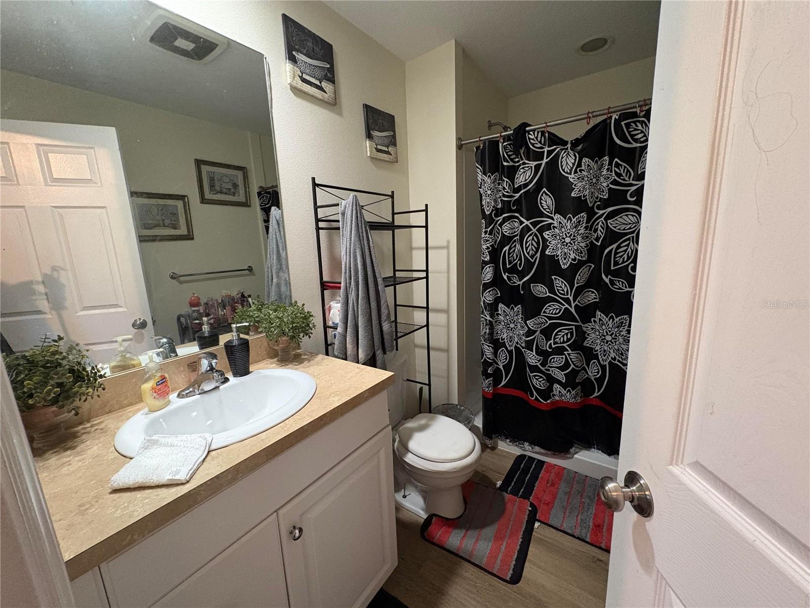 CORTEZ GARDENS FIRST SEC - Residential Income