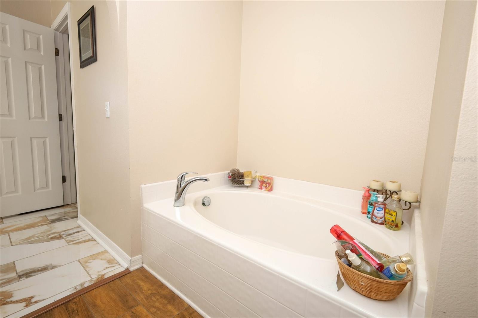 CELERY LAKES PH 1 - Residential