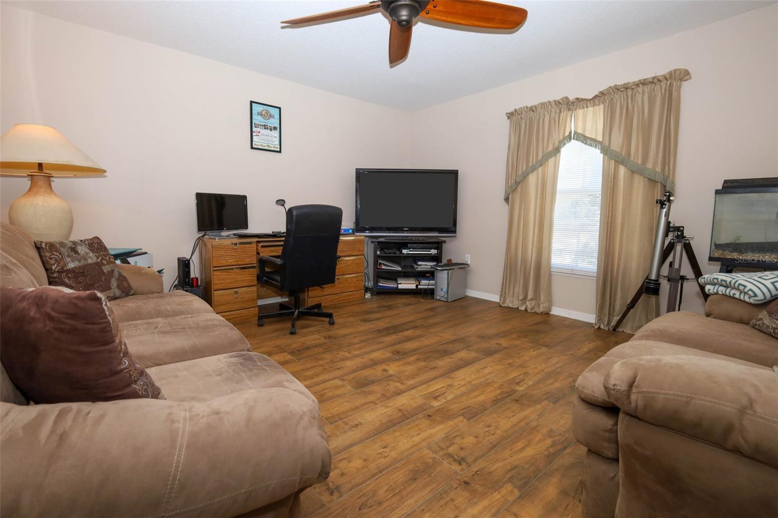 CELERY LAKES PH 1 - Residential