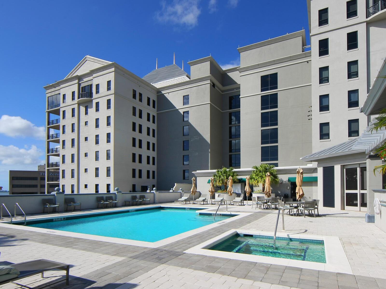 PLAZA AT 05 POINTS RESIDENCES - Residential