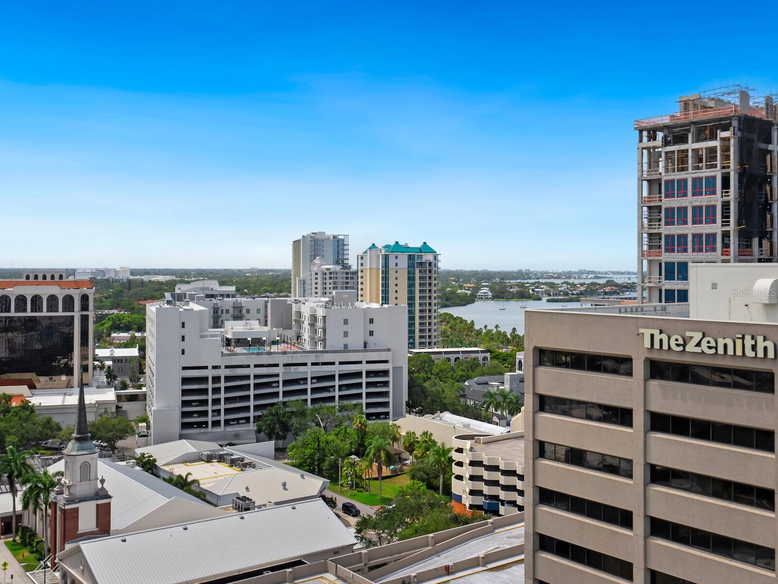 PLAZA AT 05 POINTS RESIDENCES - Residential