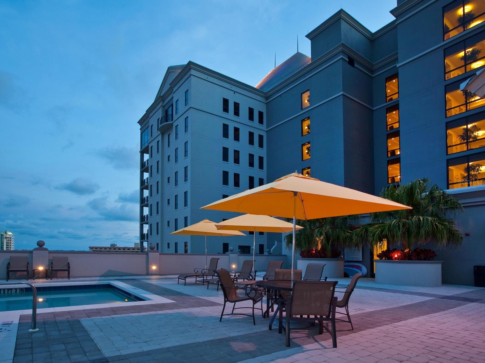 PLAZA AT 05 POINTS RESIDENCES - Residential